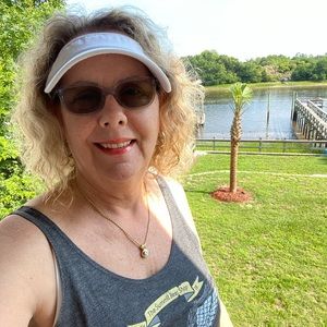 Meet your Posher, Rita